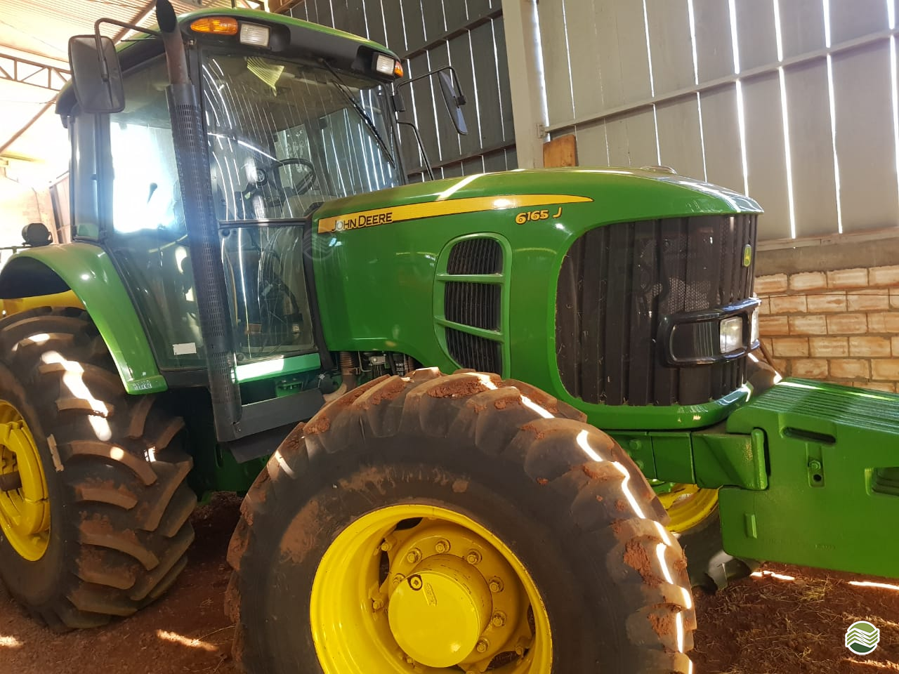 TRATOR JOHN DEERE JOHN DEERE 6165J Tração 4x4 Pessette Máquinas Agrícolas CHOPINZINHO PARANÁ PR